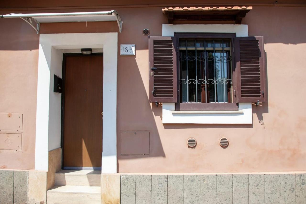 Апартаменты Casa Q163A Tuscolana Next To Metro Рим Экстерьер фото
