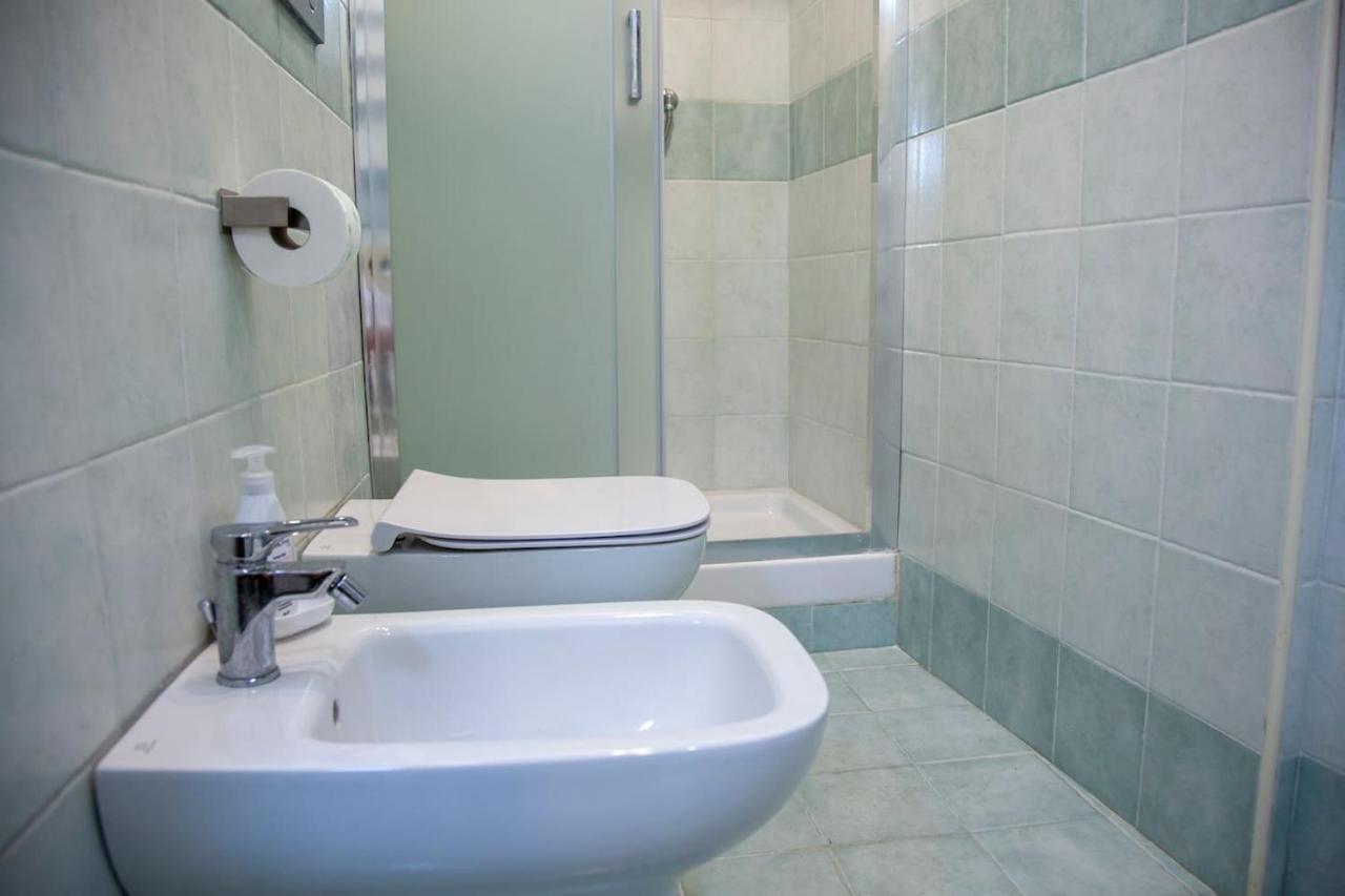 Апартаменты Casa Q163A Tuscolana Next To Metro Рим Экстерьер фото